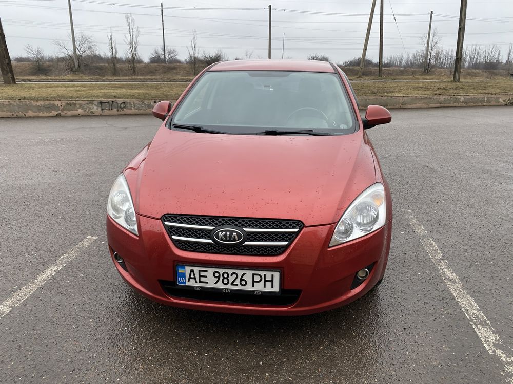 Продам Kia Ceed