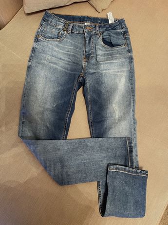 Стильні джинси zara типу бойфренд 11-12 років