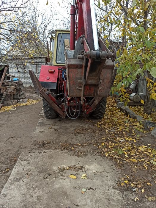 Продам єкскаватор