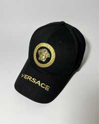 Кепка Versace черна