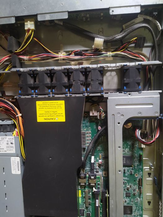 71 см кабель HP Internal mini-SAS SFF-8087 to SFF-8087 579265-001