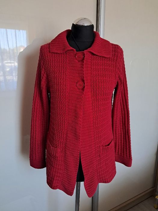 Sweter czerwony 40
