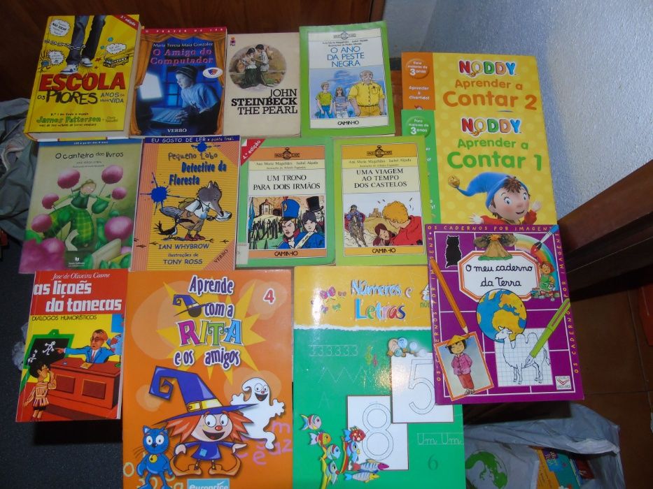 Muitos livros infantis e juvenis (A-K)