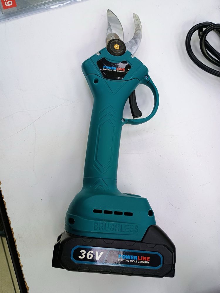 Акумуляторний секатор Midori 24V MJ-137 (2 акумулятора в комплекті)
