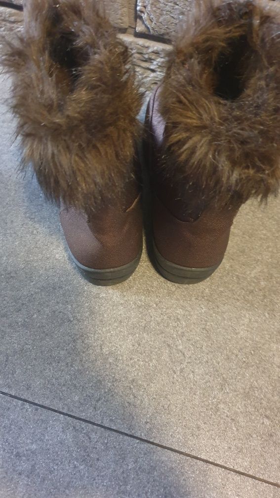 Buty zimowe śniegowce nowe 39