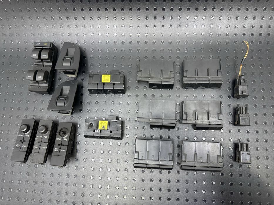 Кнопка Audi A6 C5 Ауді А6 С5 кнопки