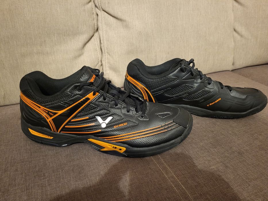 Buty do badmintona Victor 45,5.
