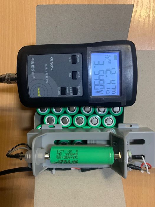 Высокотоковый аккумулятор 18650 Samsug 25R 2500mAh 20A Новые