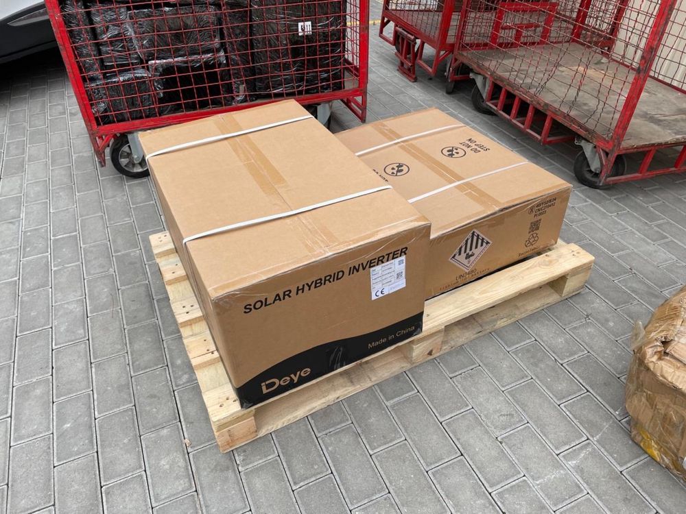 Гібридний інвертор SUN-06K-SG05LP1-EU Deye WiFi ( 6kW,1фаза,2MPPT,LV)