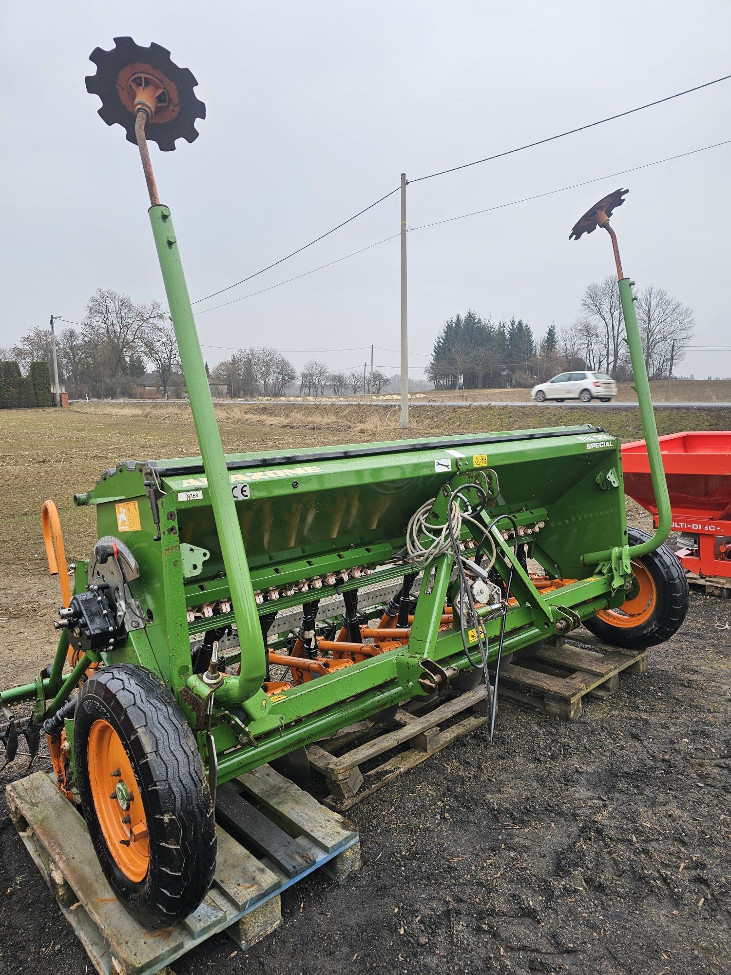 Siewnik Zbożowy Amazone D-9  30 Specjal Amalog +