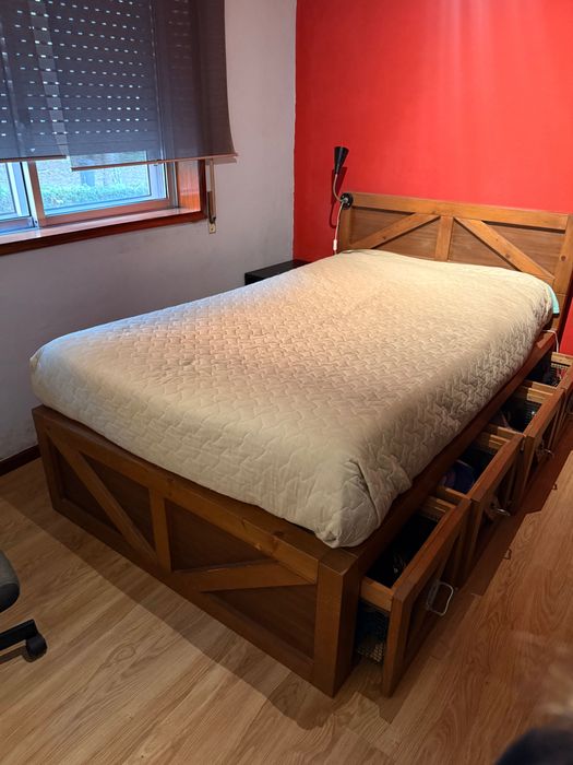 Cama em madeira casquinha