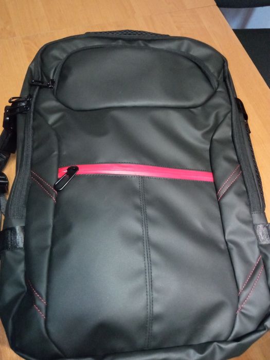 SlimUSB водовідштовхуючий рюкзак. Ручная кладь