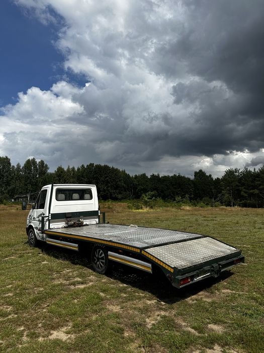 Laweta LT 35 2.5 TDI  oplaty na rok