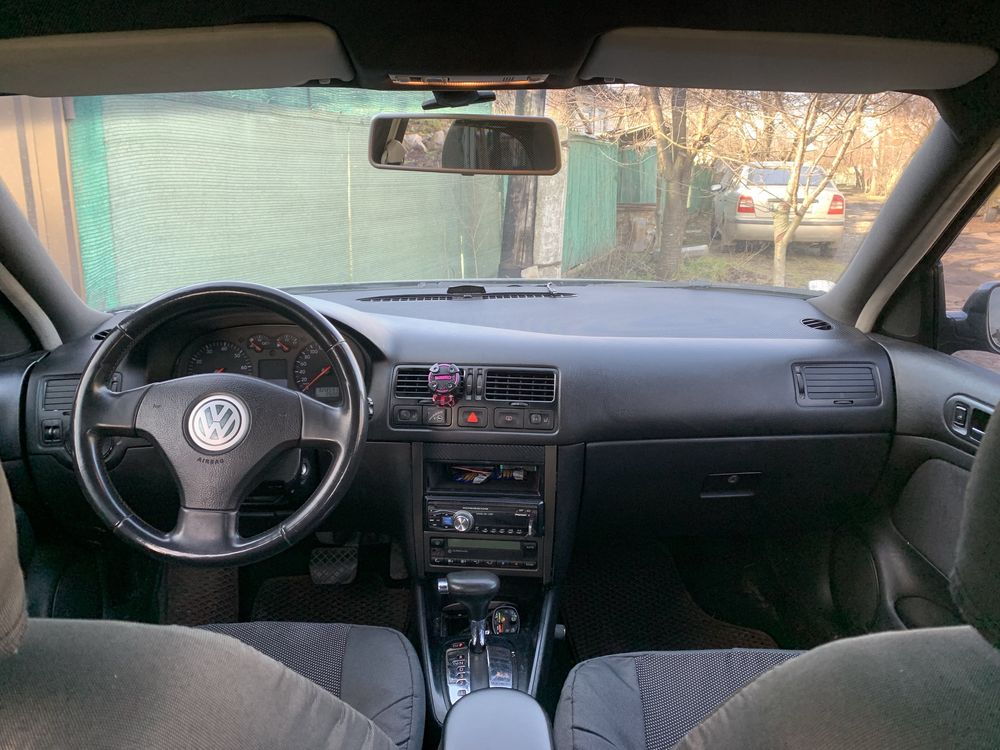 Продам vw bora 1.6.