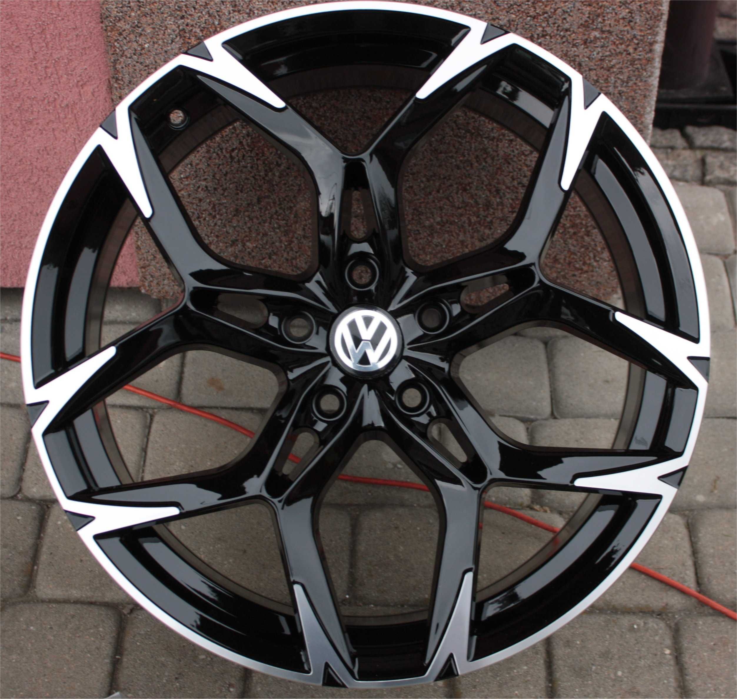 Alufelgi 19 5x112 VW Seat Skoda Q5 Audi A4 A5 A6 A8 Q3 rs3 rs4 rs5 rs6