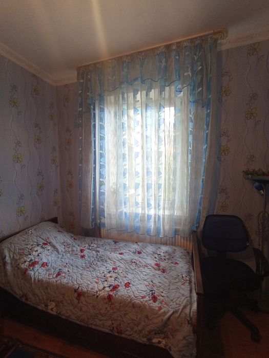 Здам кімнату двум дівчатам або двум хлопцям