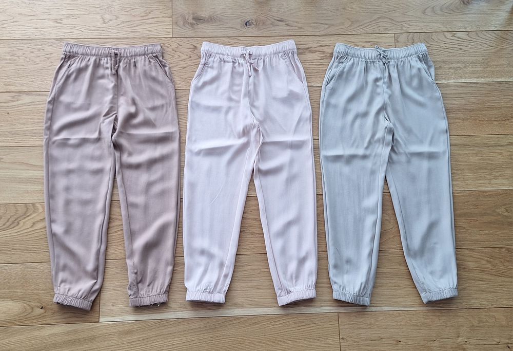 Spodnie H&M r 122 joggersy