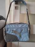 Torba marki Puma# sportowa# na pasku# listonoszka