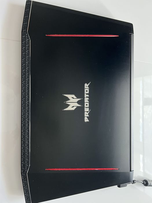 Laptop ACER Predator helios 300