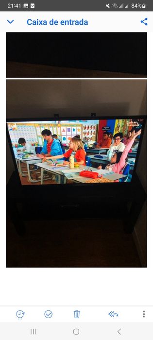 Tv semi nova 40 polgadas oferta do suporte da parede