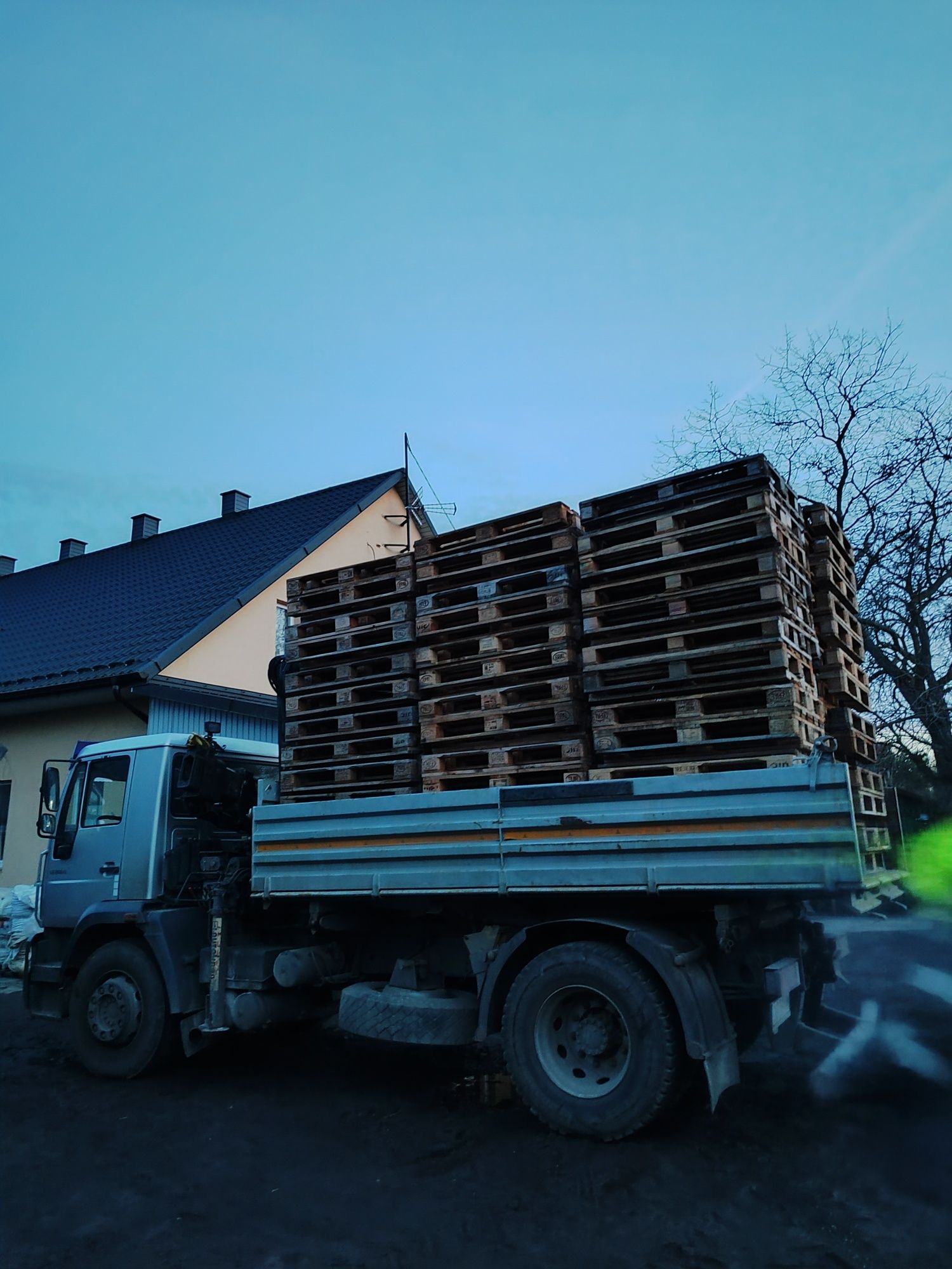 Mobilny Skup Palet 120 x 80 gotówka dobre ceny
