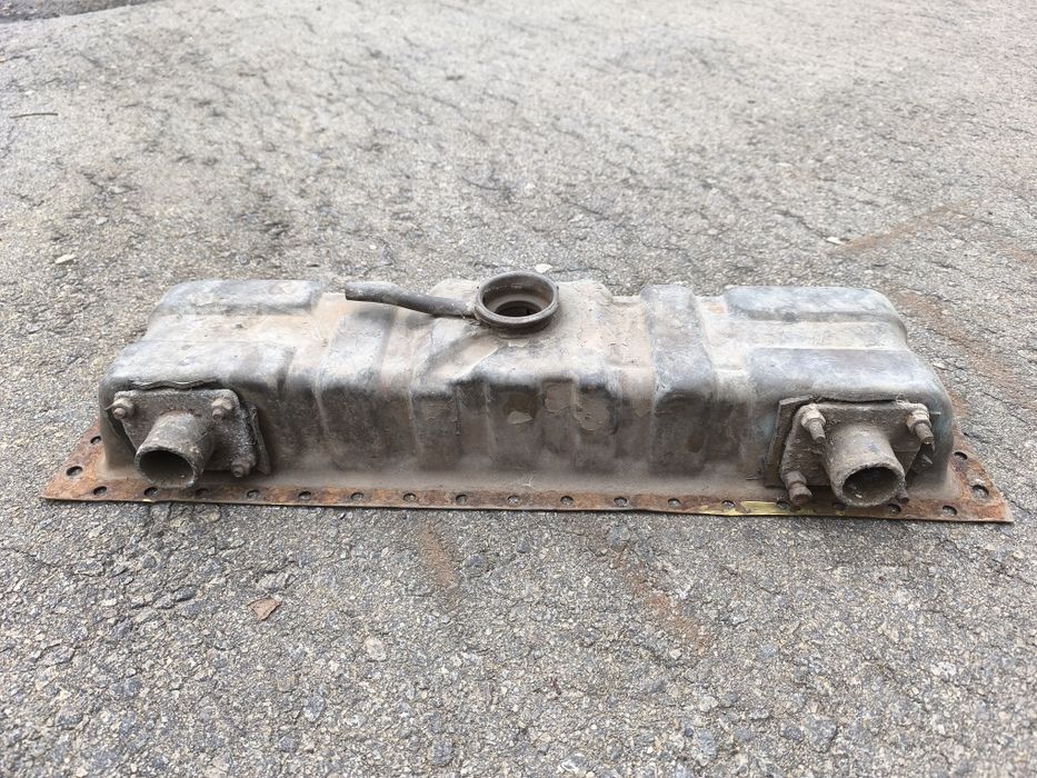 Бачок радіатора Т 150