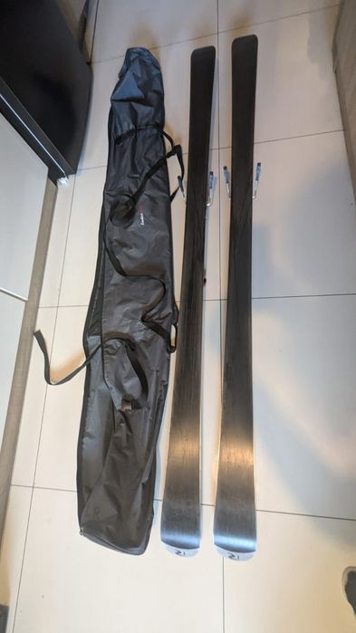 Narty Rossignol kijki i pokrowiec