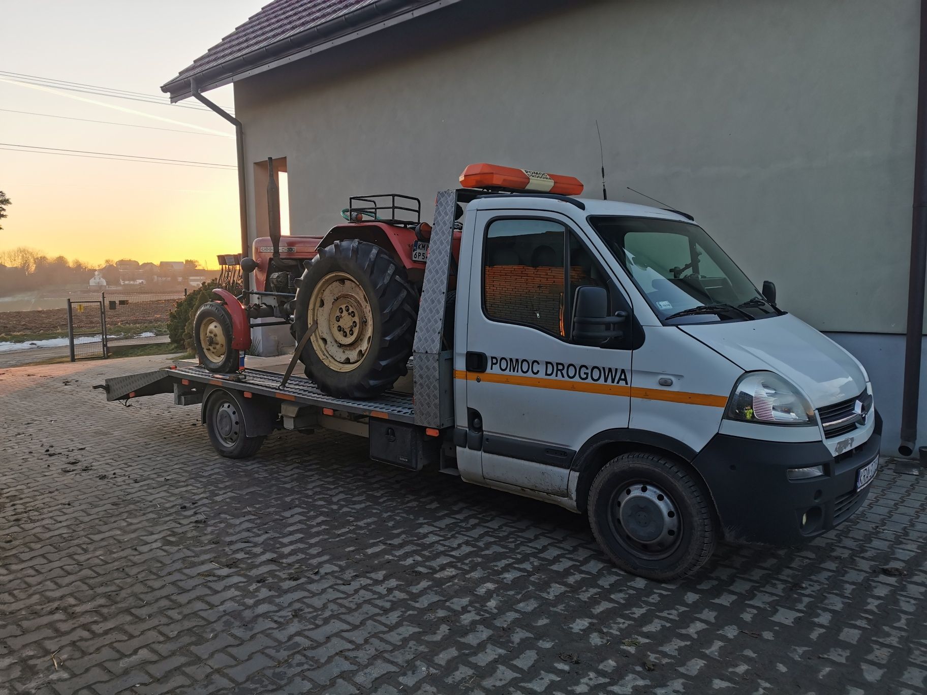 Pomoc Drogowa Laweta Transport Bus 24/7 Książ Wielki S7 Miechów S7 Żar