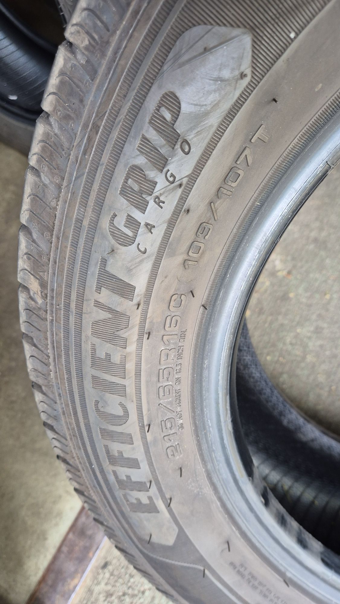 GoodYear EfficientGrip Cargo 215/65/16C