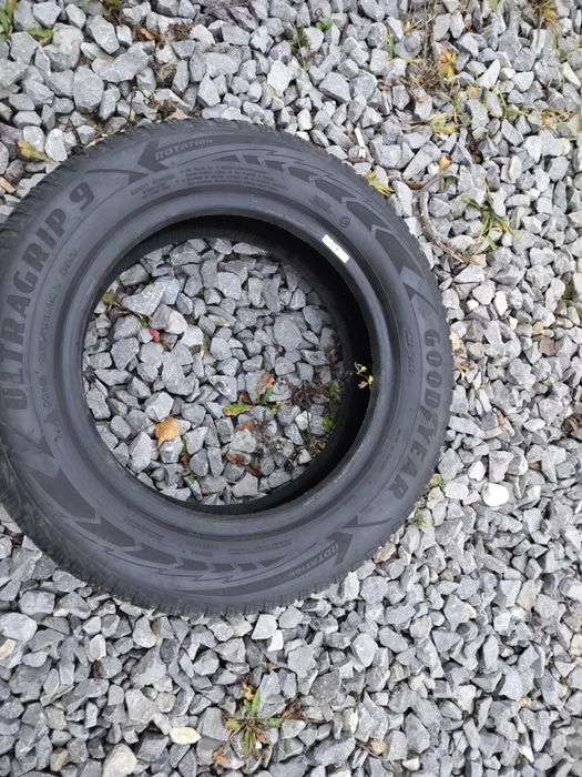 Opony zimowe 14" GOODYEAR