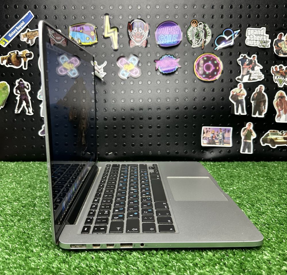 Apple MacBook Pro 2012 (A1425) 13.3’’ Core i7 8GB ОЗУ/ 256GB SSD r2079
