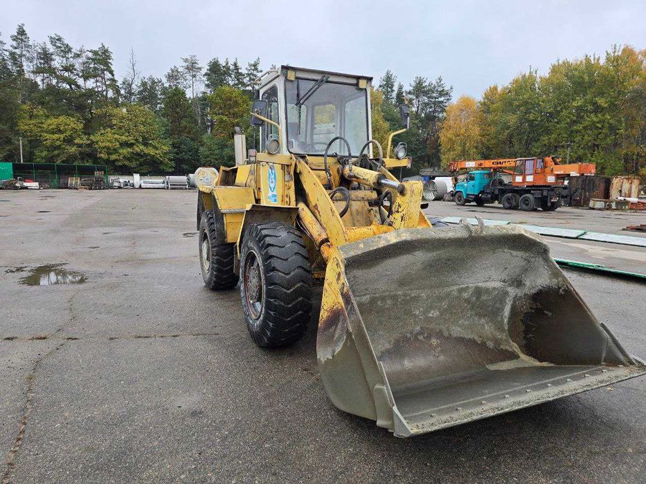 Фронтальний навантажувач LIEBHERR L521