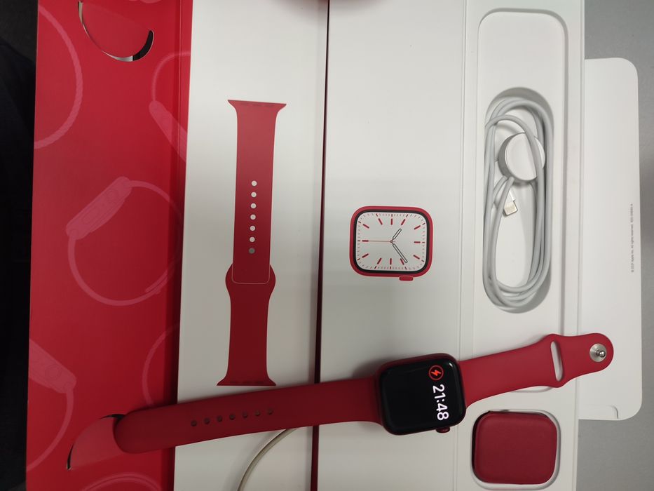 Apple Watch Series 7 45mm GPS iCloud lock