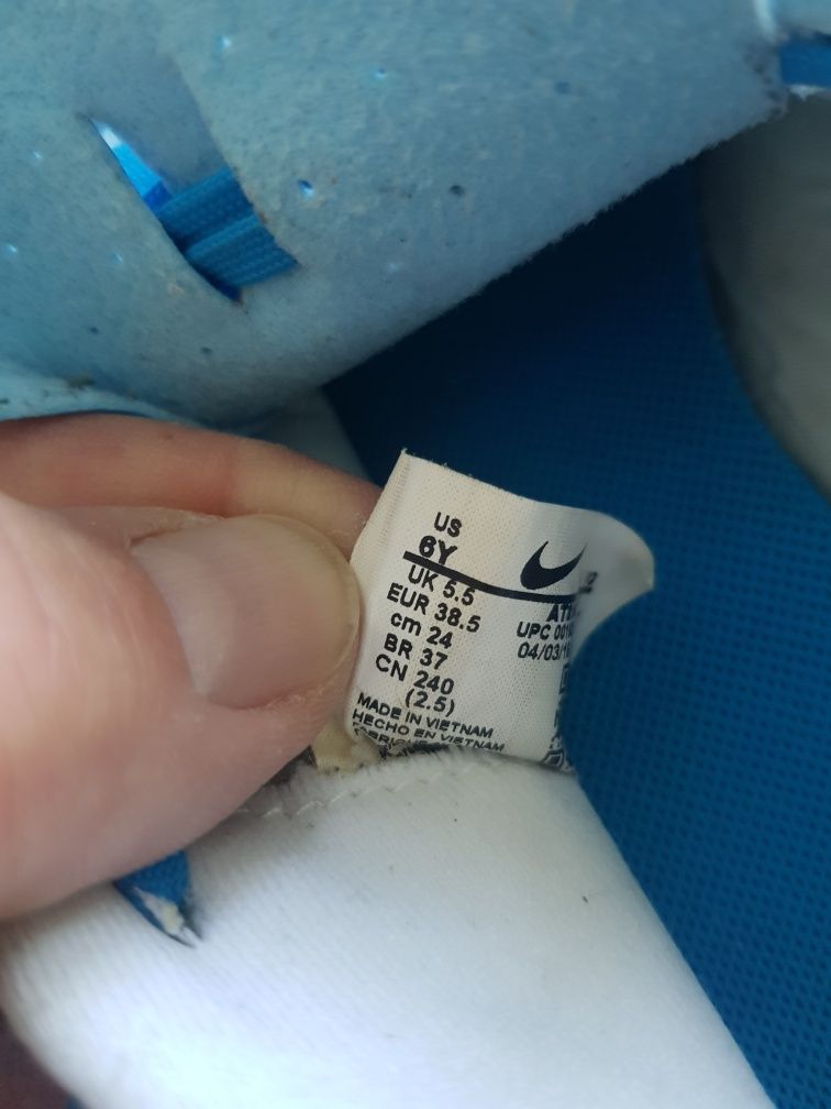 piękne halowki Nike Mercurial