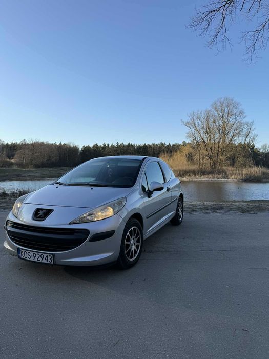 Peugeot 207 1.4 benzyna