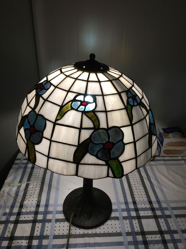 Lampa witrazowa Tiffany