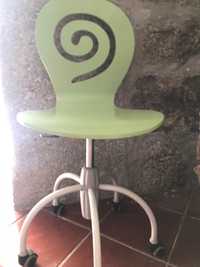 Cadeira secretaria verde