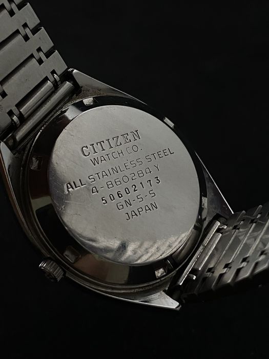 Citizen Quartz Crystron