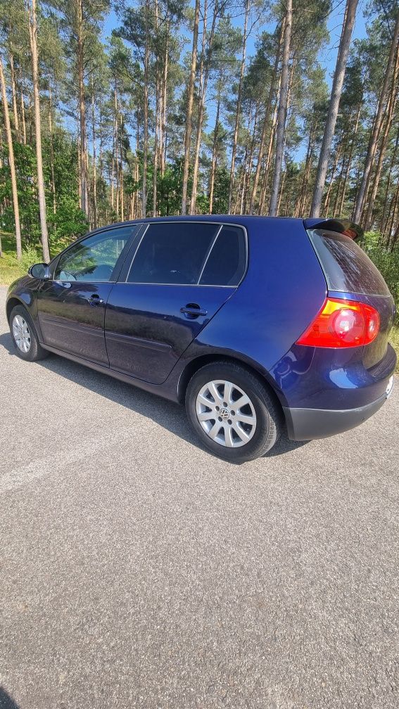 Volkswagen Golf V 1.4 MPI