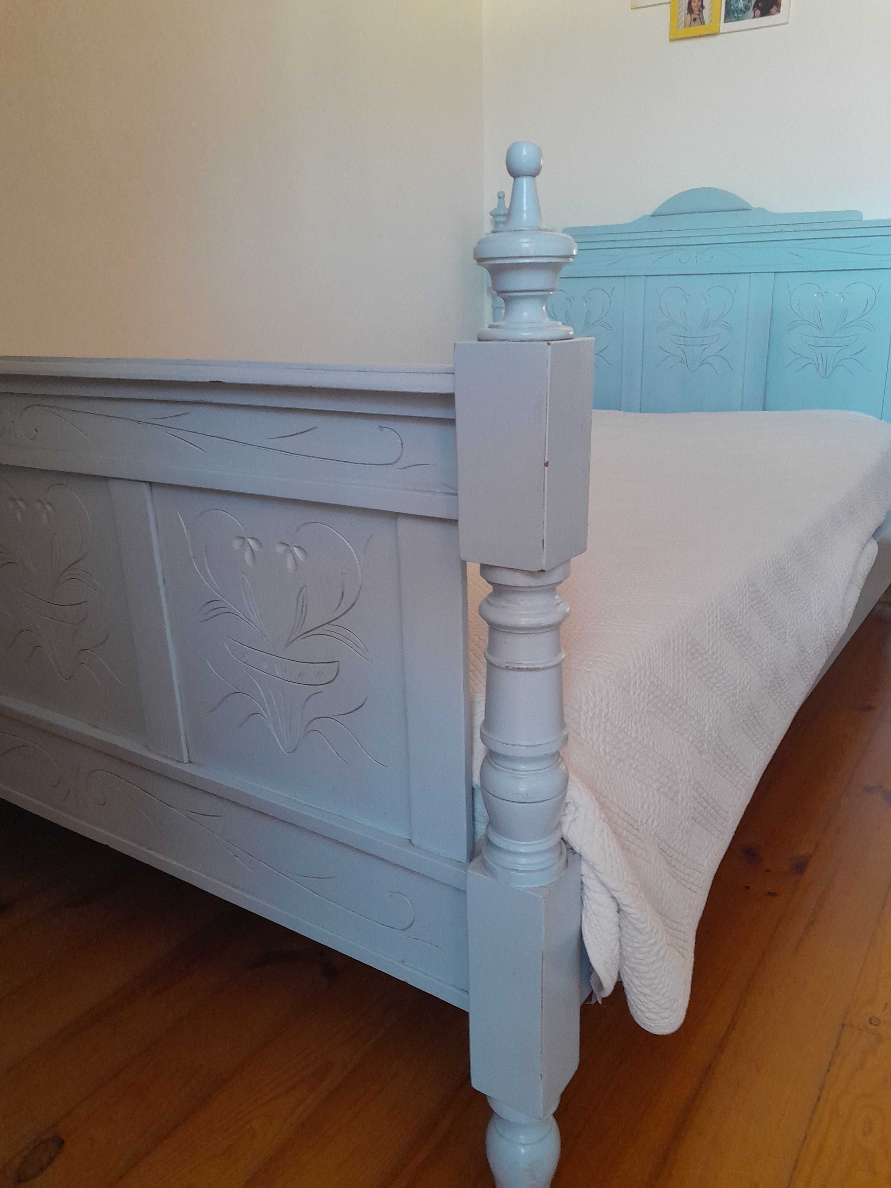 MÓVEIS Cama E Guarda Roupa
