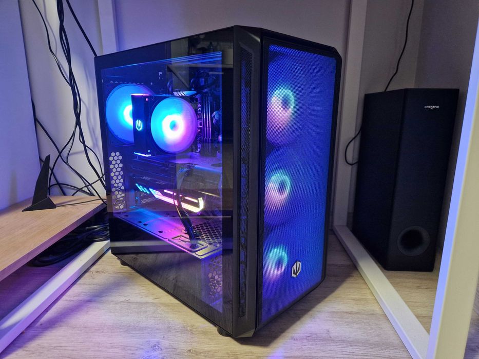 Mocny komputer gamingowy i5, RX6800, 32GB, Endorfy Arx 700 ARGB