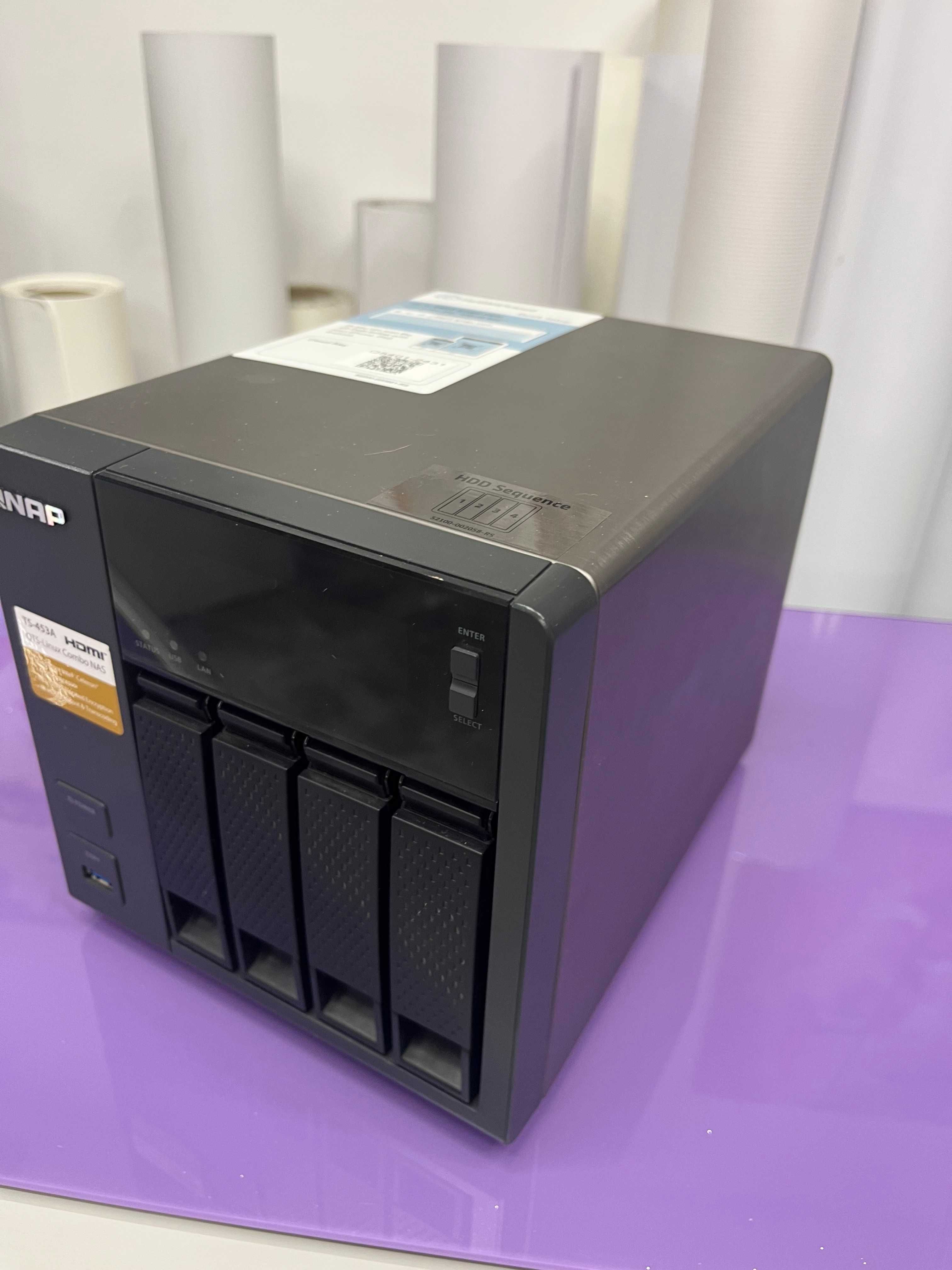 Serwer Qnap TS-453A