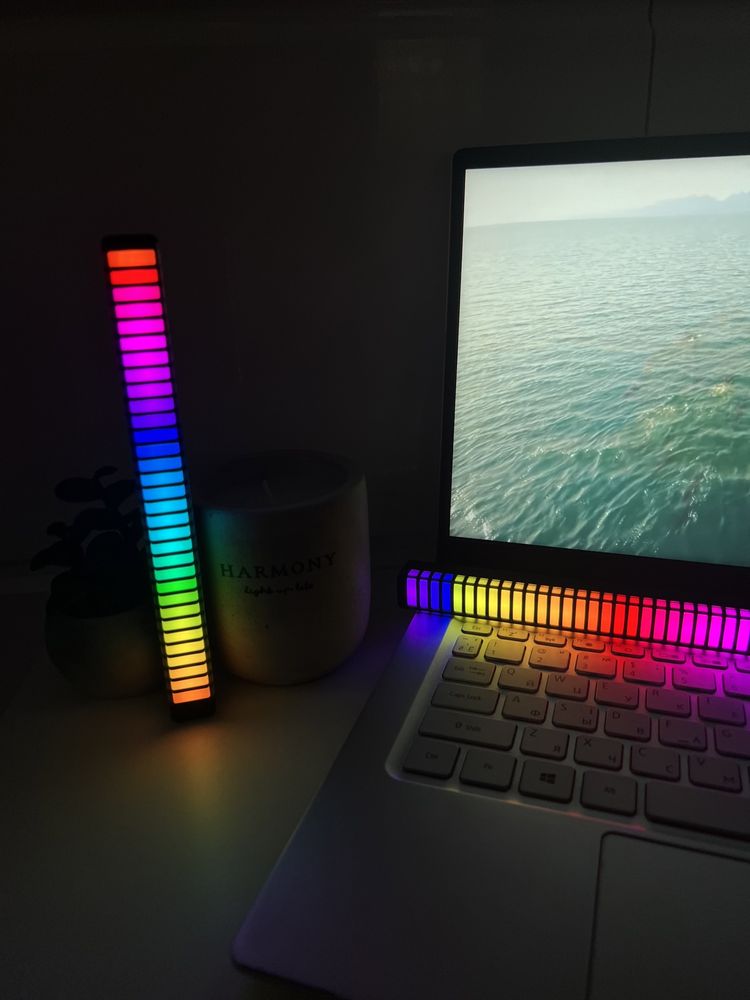Музичний світильник RGB/USB лампа: звукове керування