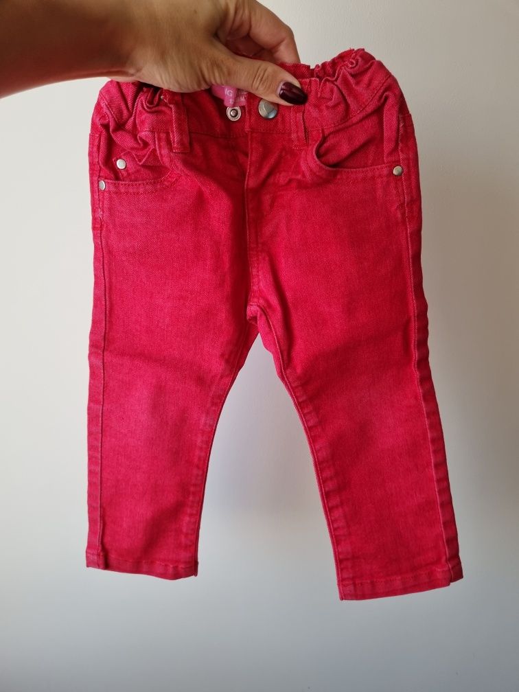 Czerwone jeansy spodnie 12-18M