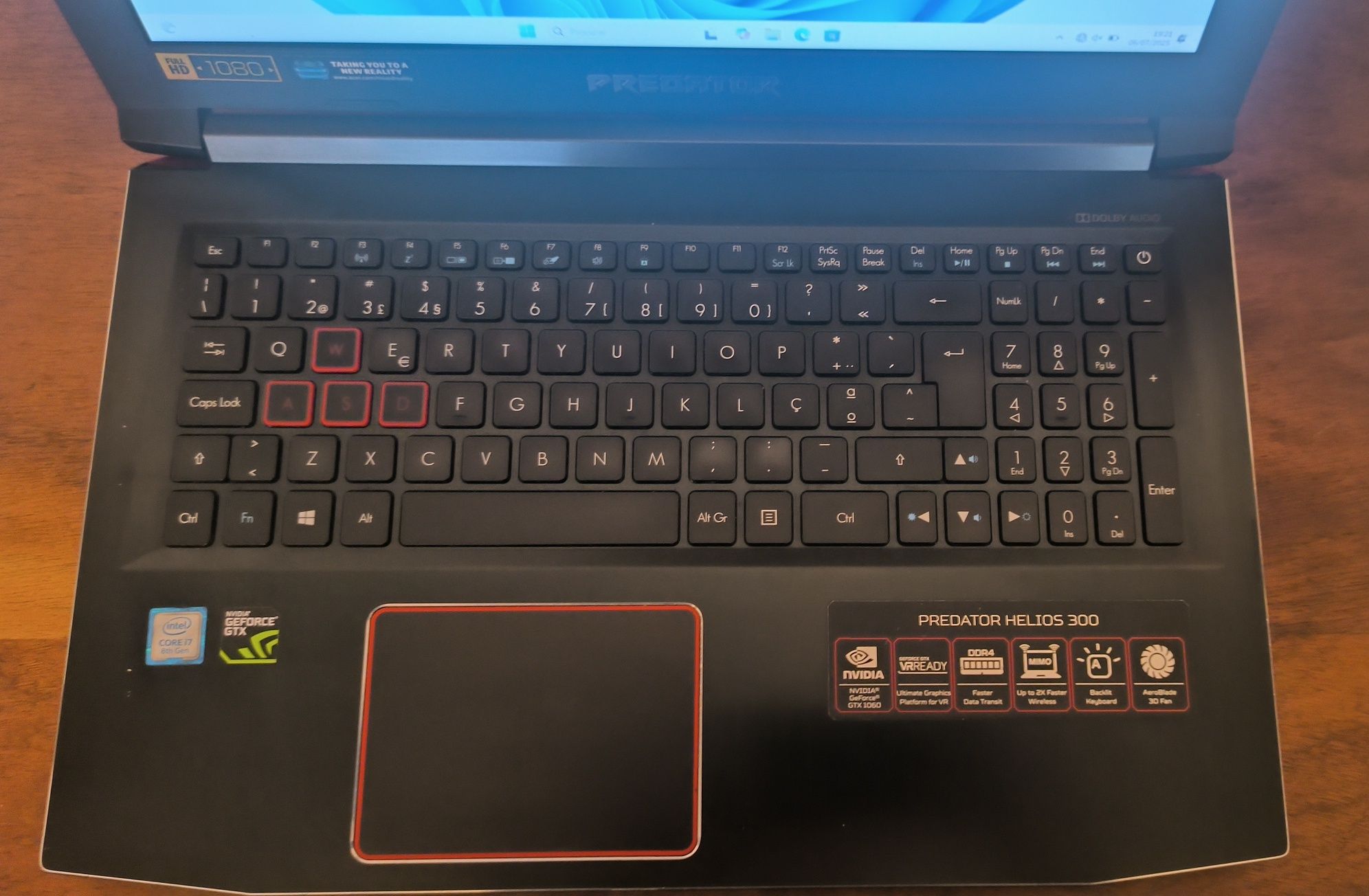 Acer predator helios 300