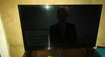 Tv led 32 para peças ou arranjo