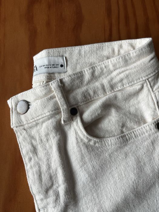 Calças de  ganda cor cru tamanho 34