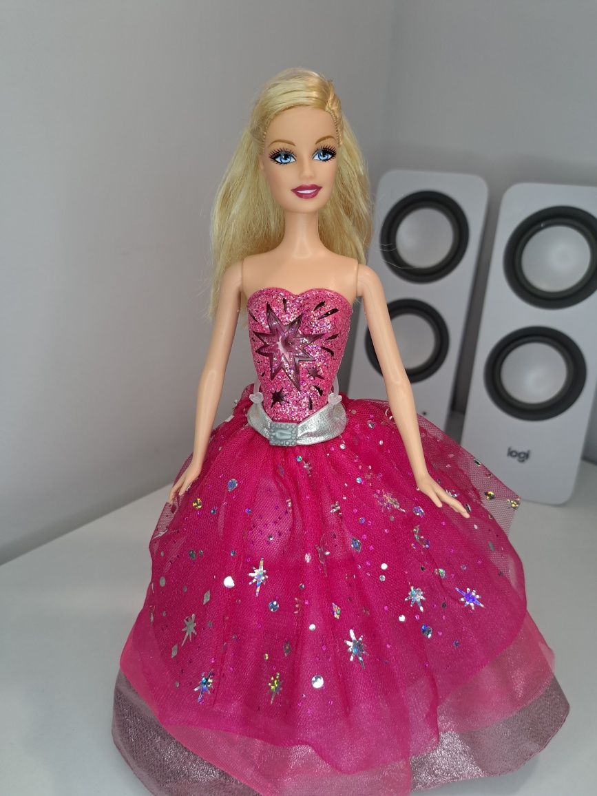 Lalka barbie z filmiku Fashion fairytale