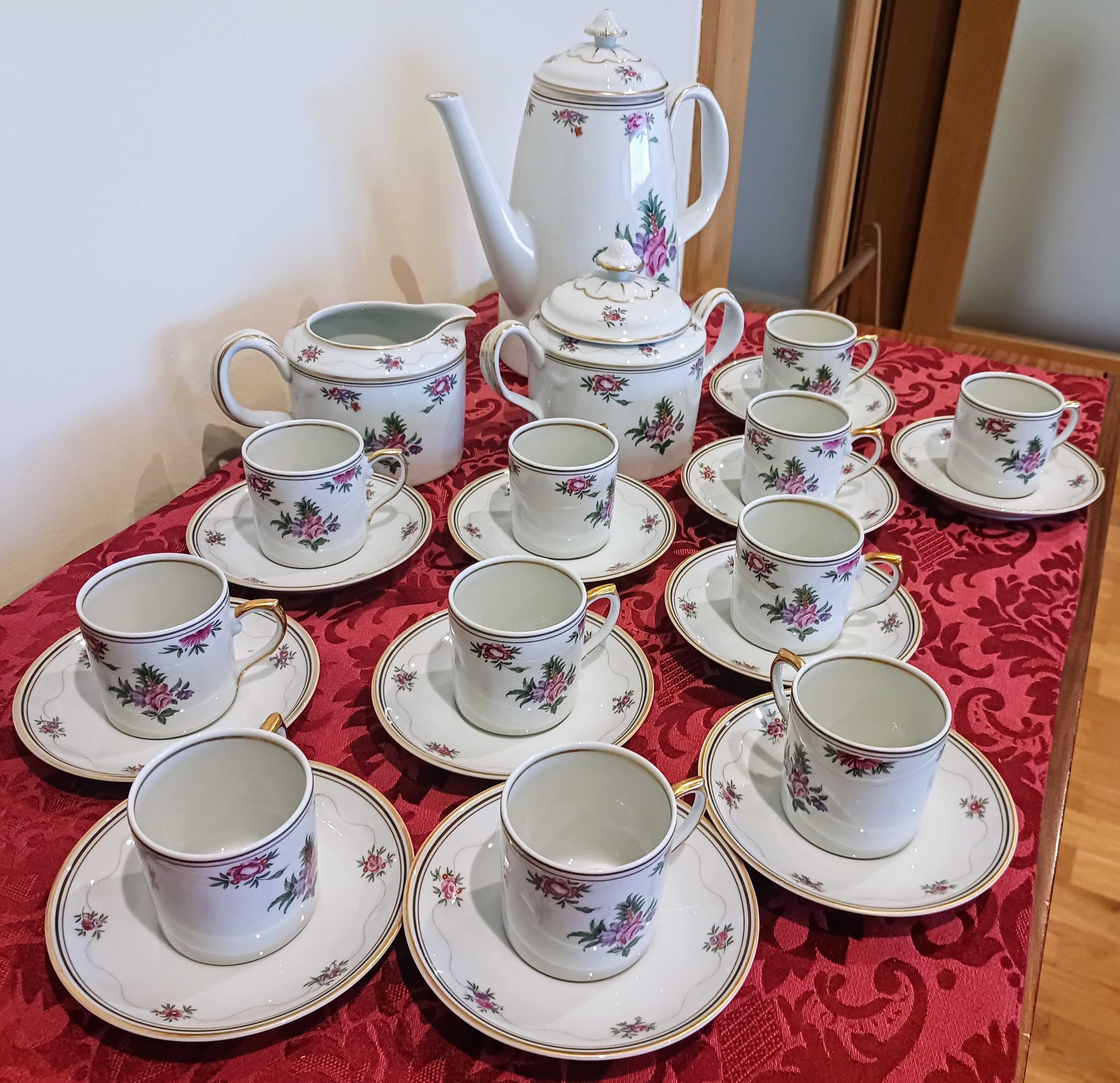 Serviço de café Vista Alegre (Sílvia)