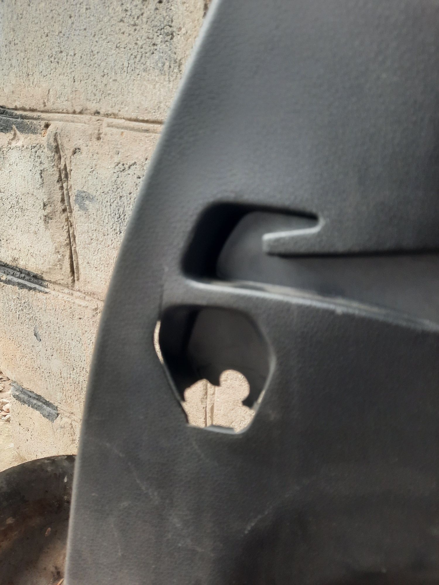 Задняя левая обшивка багажника  Honda Pilot 2016-